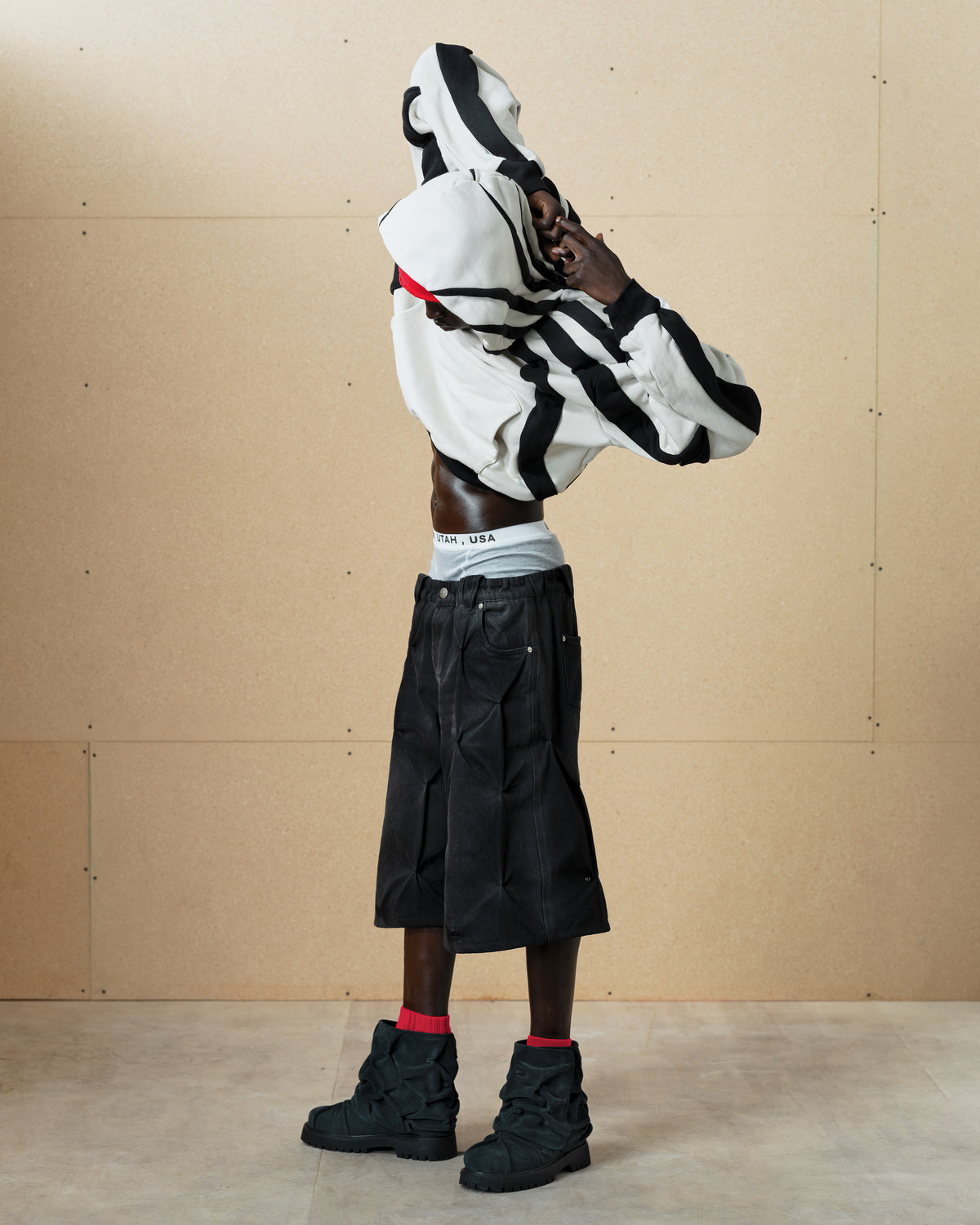 'ARRAY' HEAVY PANELED HOODIE IN ORCA