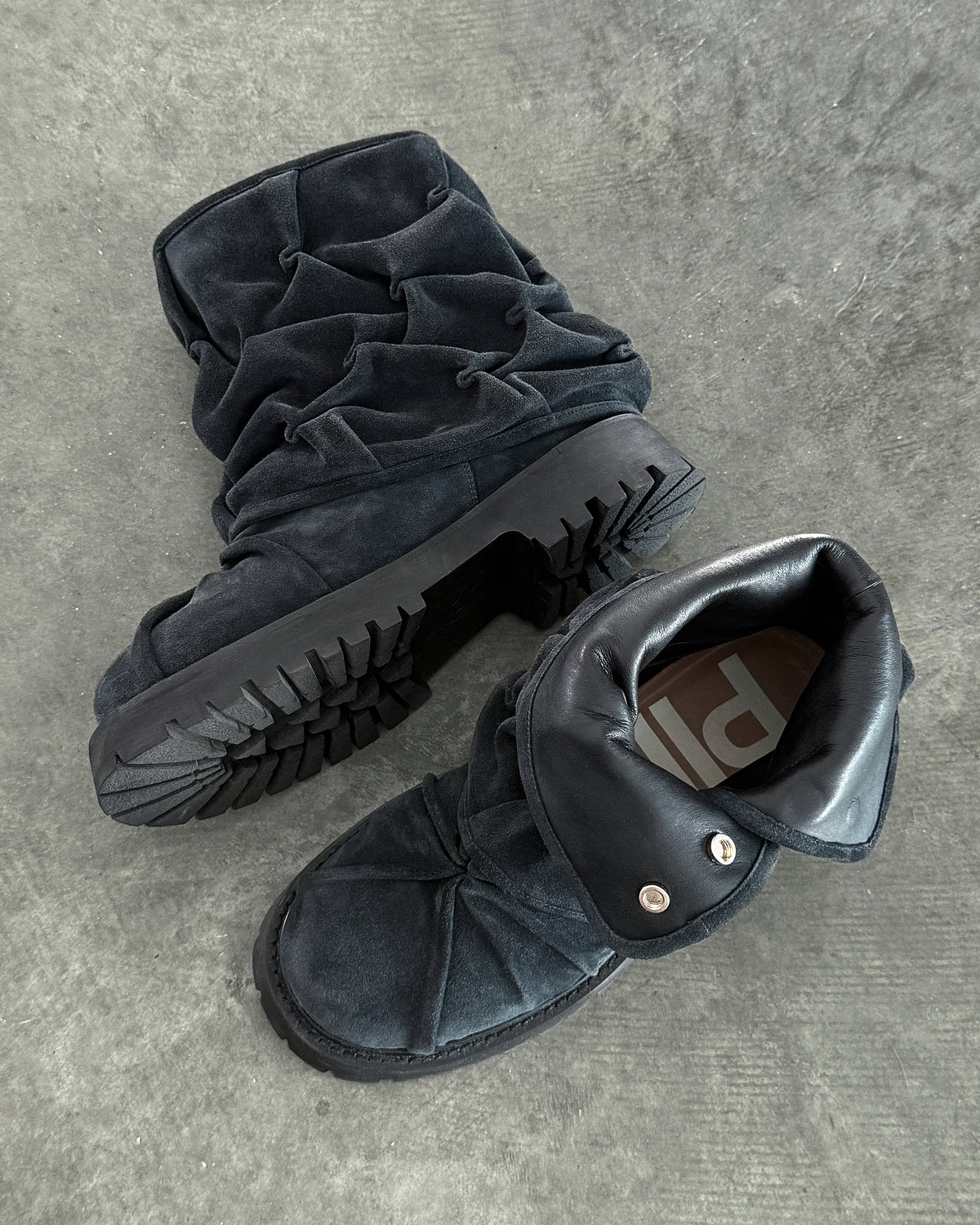 'PINCH' BOOTS IN PACIFIC BLACK