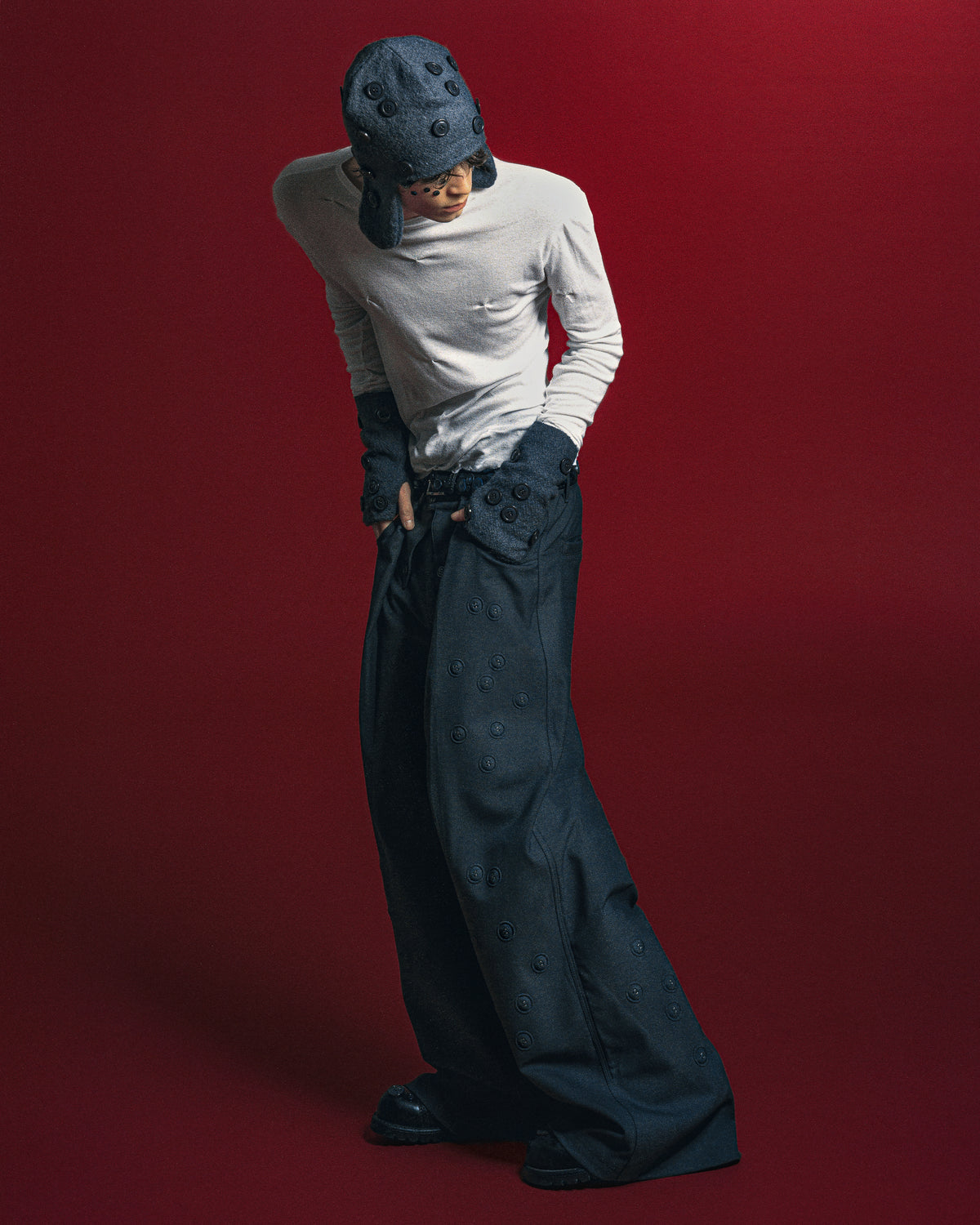 'BUTTONS' PLEATED PANTS